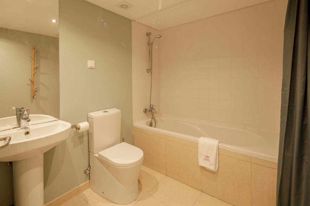 Chiado Premium Two Bedroom Apartment By Les Deux Mariettes Lisboa 外观 照片